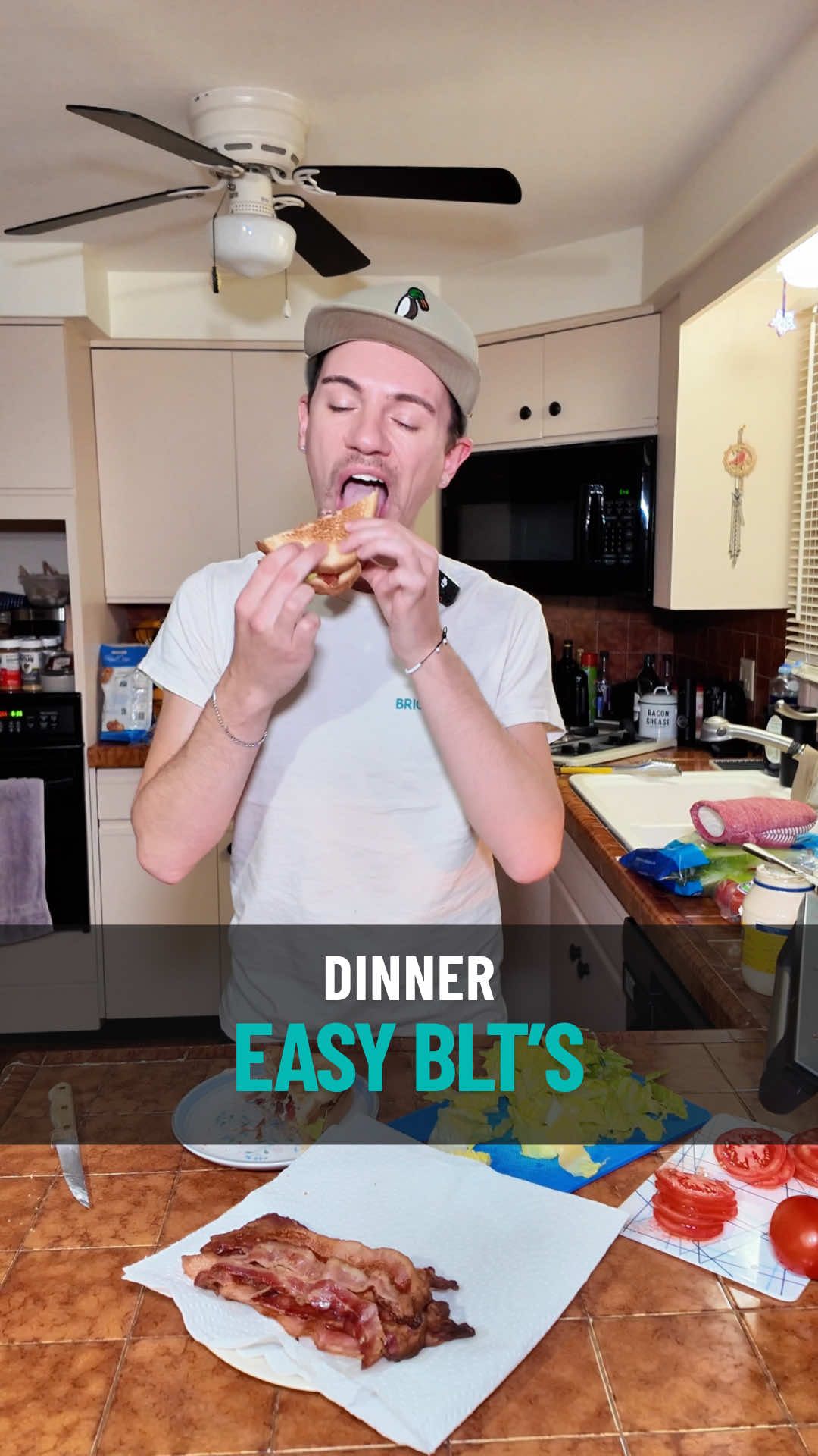 Diner-Style BLT Sandwiches