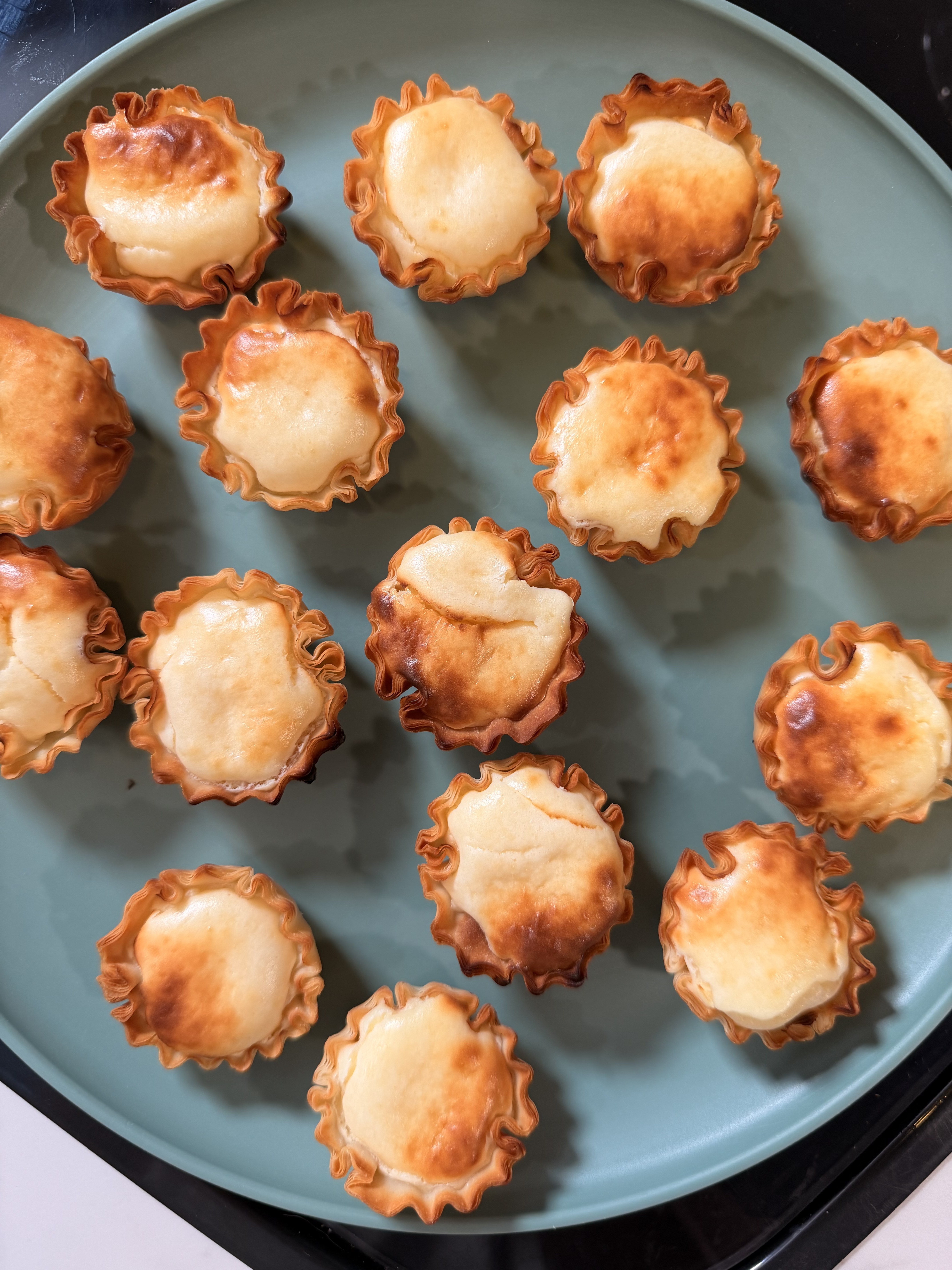 Air Fryer Mini Cheesecakes in Phyllo Shells